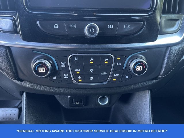 2022 Chevrolet Traverse LT Cloth