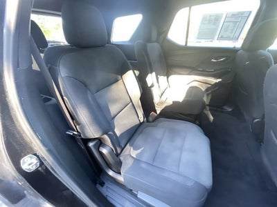 2022 Chevrolet Traverse LT Cloth