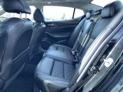 2017 Nissan Maxima SV