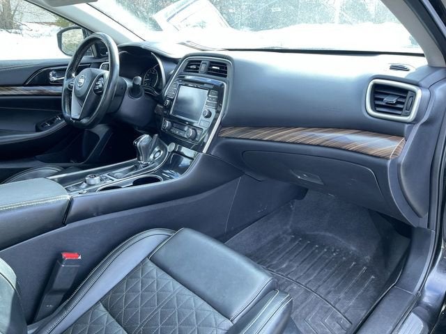 2017 Nissan Maxima SV