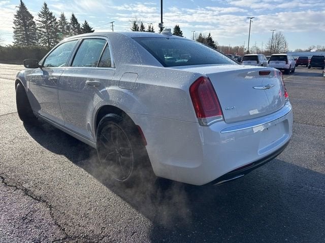 2017 Chrysler 300 Limited AWD