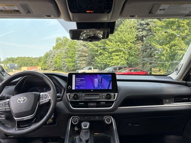 2025 Toyota Grand Highlander Platinum