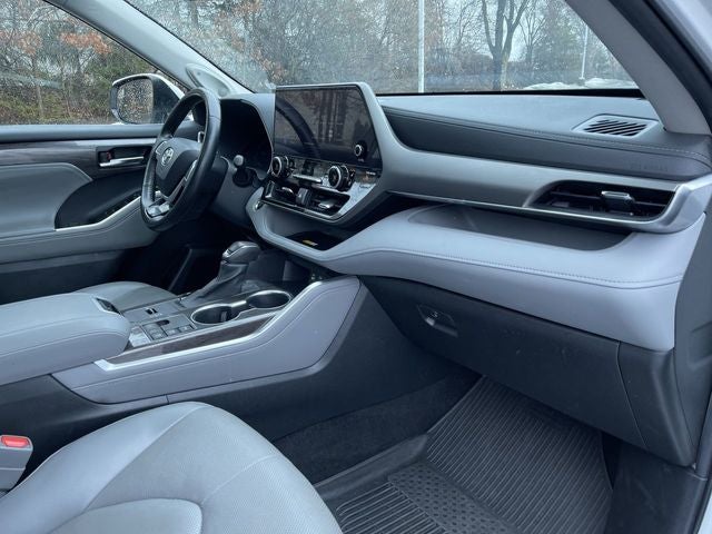 2023 Toyota Highlander Hybrid Limited
