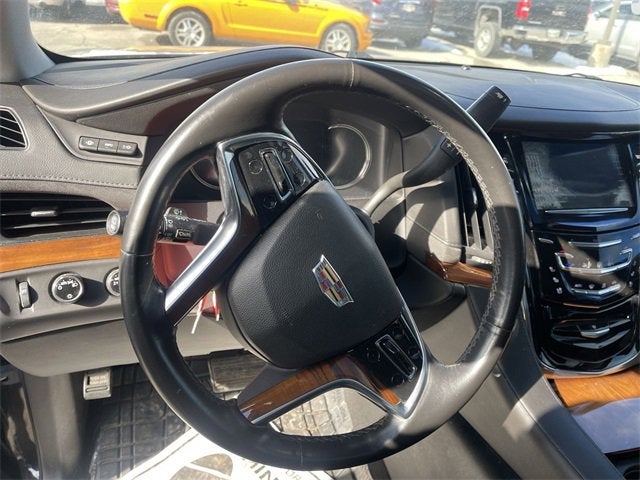 2016 Cadillac Escalade Luxury Collection