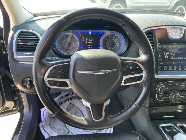 2022 Chrysler 300 Touring L
