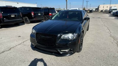 2022 Chrysler 300 Touring L
