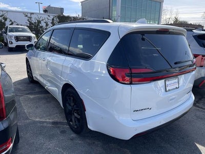 2022 Chrysler Pacifica Limited