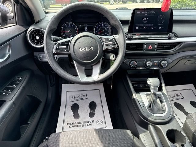 2022 Kia Forte LXS