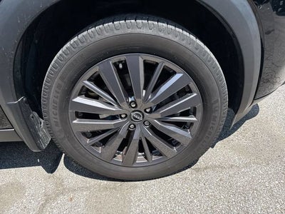 2023 Nissan Pathfinder SL 4WD