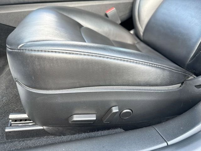 2023 Tesla Model 3 RWD