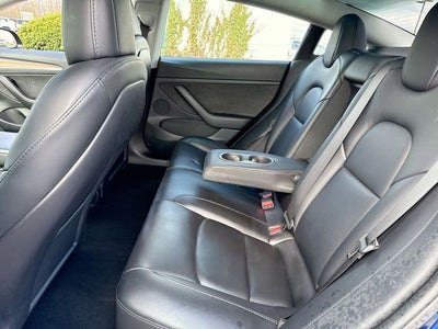 2023 Tesla Model 3 RWD