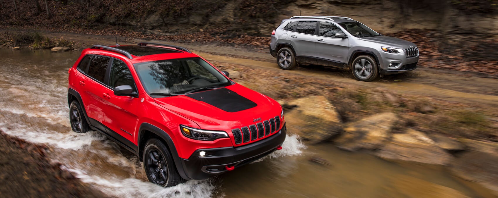 2021 Jeep Cherokee available amenities