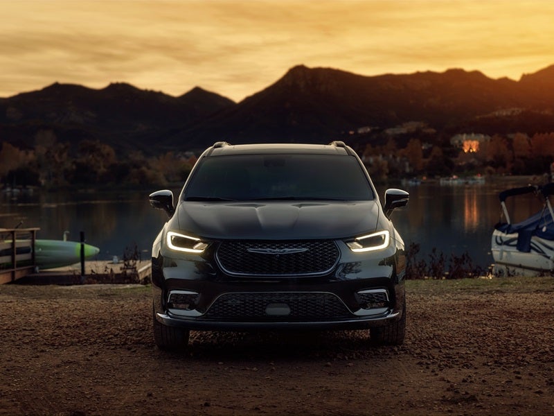 Lease a Chrysler near Trenton MI