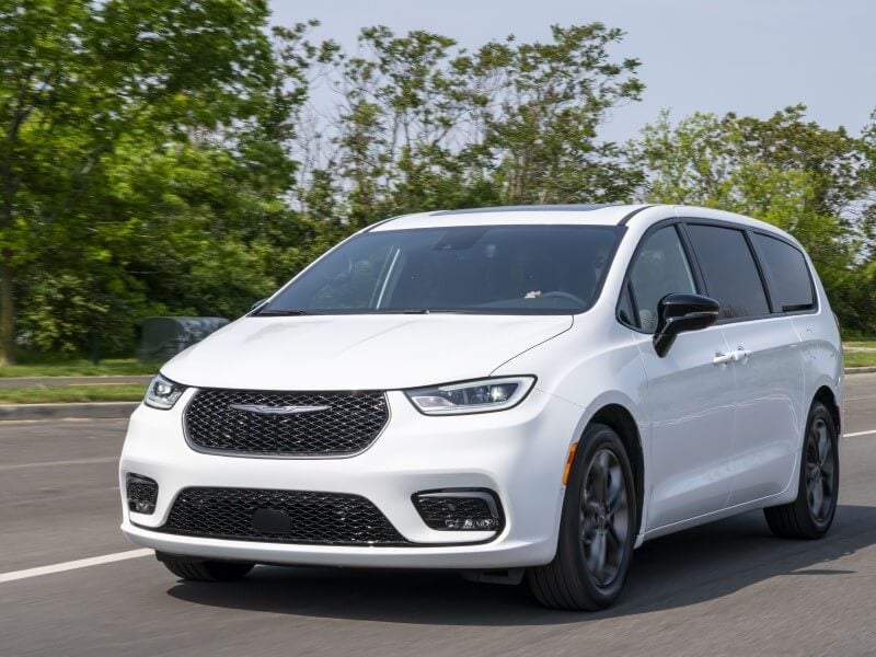 Lease a Chrysler near Woodhaven MI